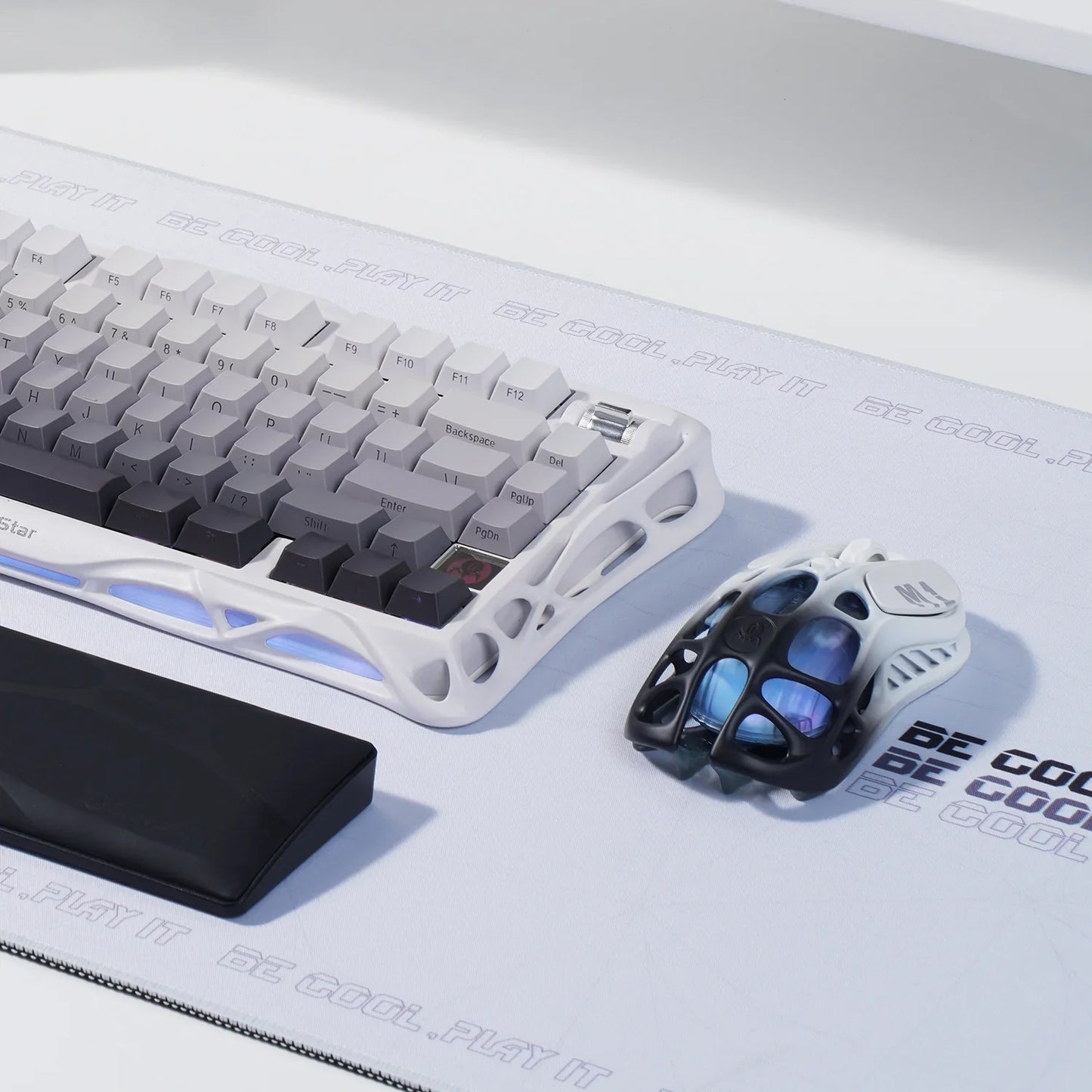 GravaStar Pro Gaming Set - Gradient White